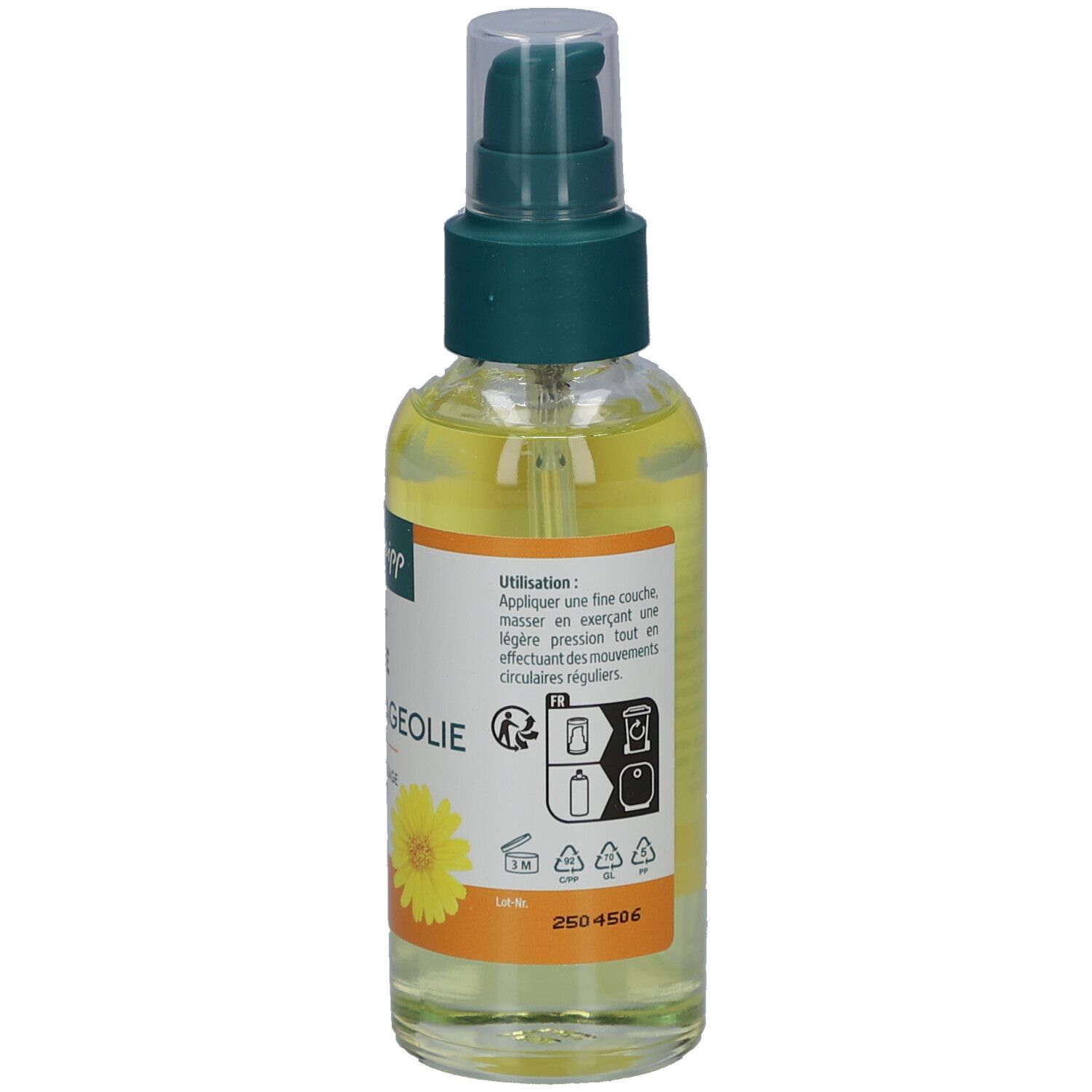 Achterkant van de fles. Tekst met gebruiksaanwijzing en pictogrammen. Gele vloeistof zichtbaar.