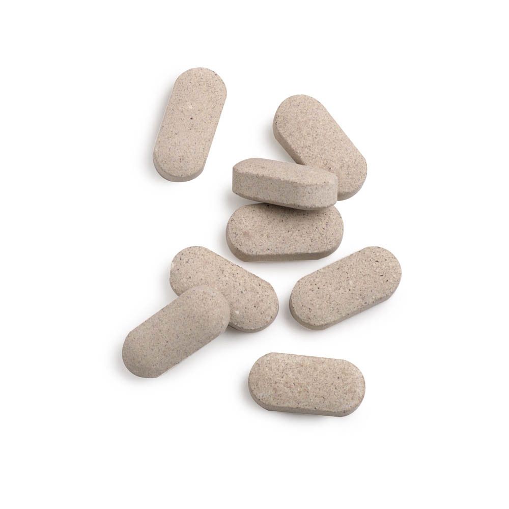 Tabletten naast een witte fles. Opschrift: Acti-Mag Focus, Concentratie. 90 tabletten. Biotics Research logo.