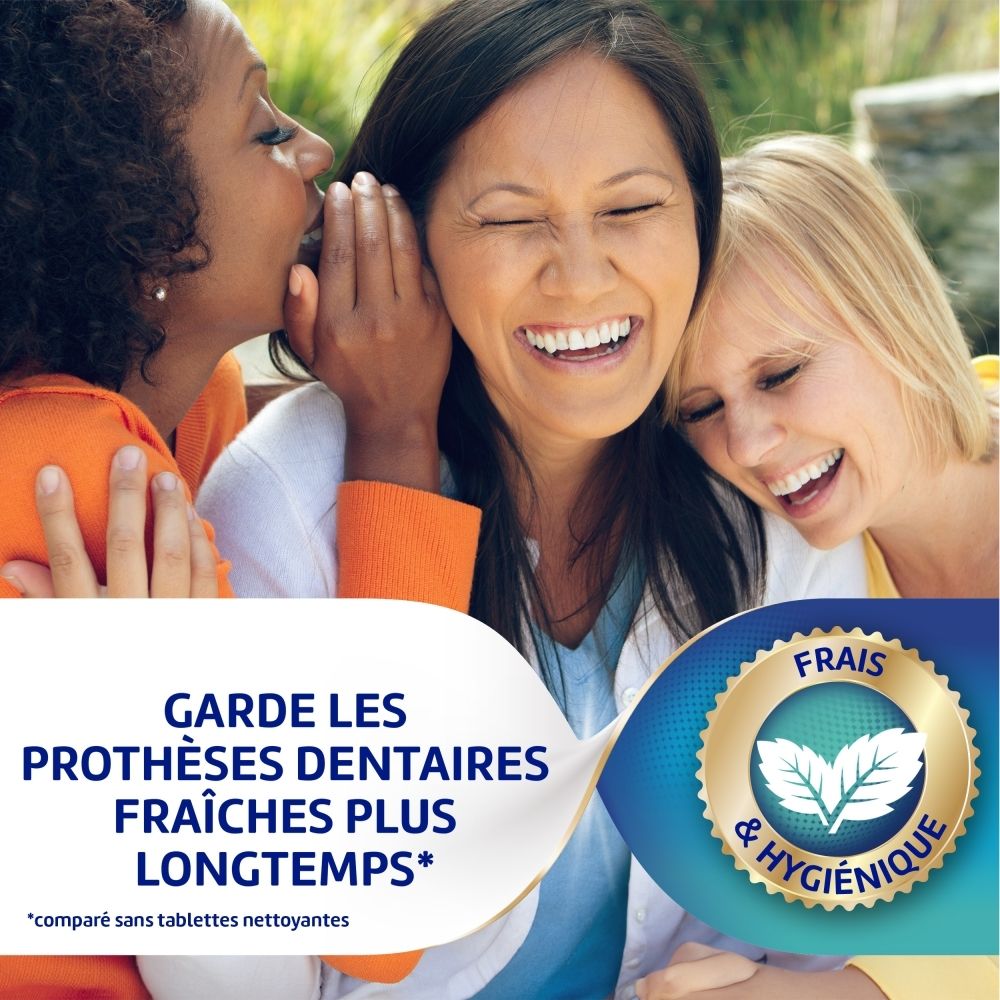 Trois femmes rient. Inscription: Garde les prothèses dentaires fraîches plus longtemps. Frais & hygiénique.