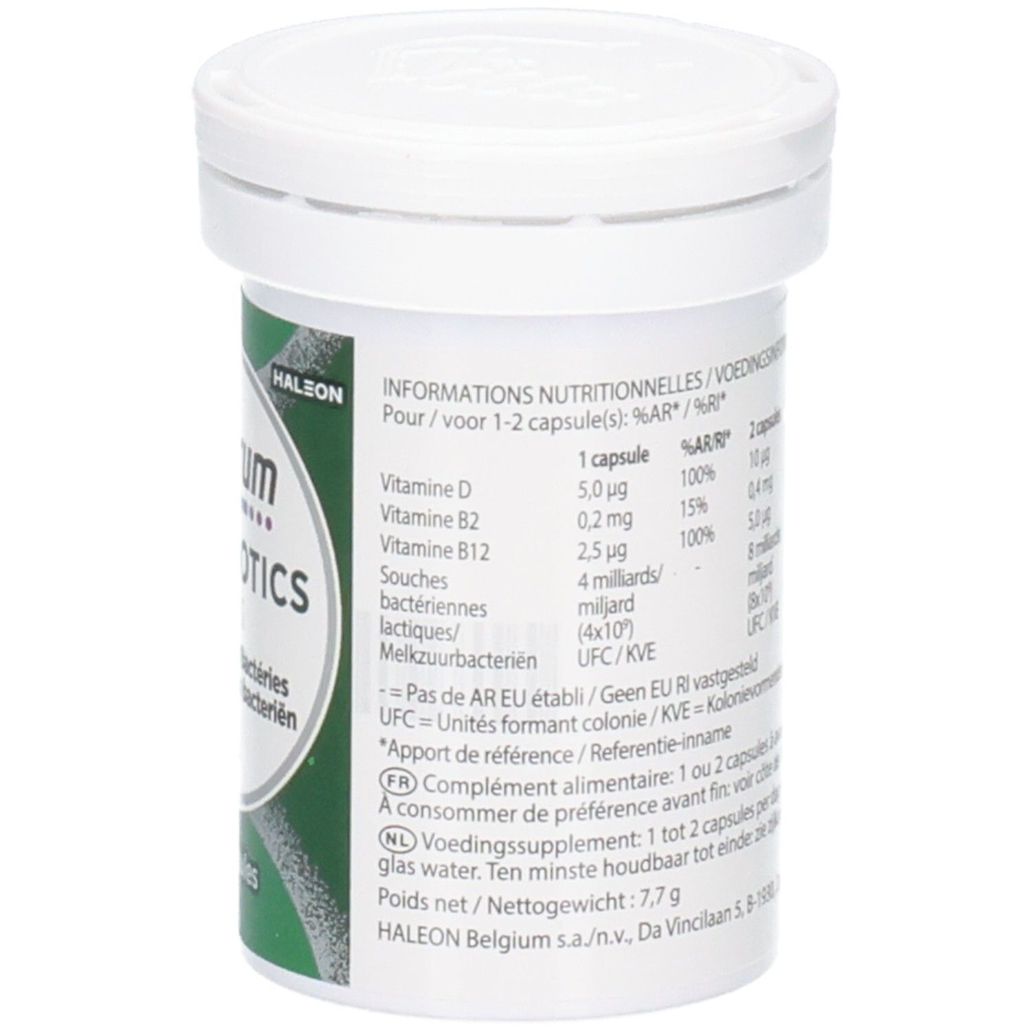 Witte fles met deksel. Achterkant met voedingswaarde. Tekst in meerdere talen.