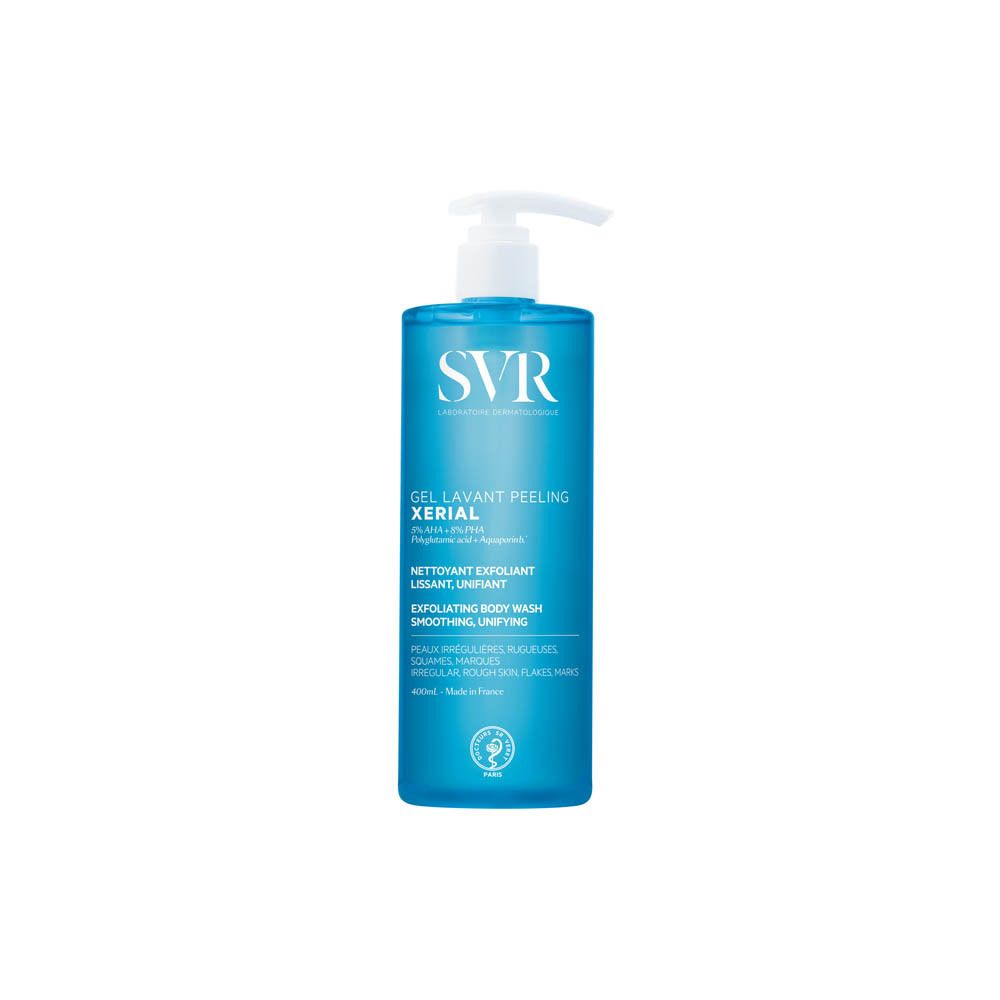 Blauwe transparante fles met witte pomp. Opschrift: SVR, Gel Lavant Peeling XERIAL. Voor ruwe huid.
