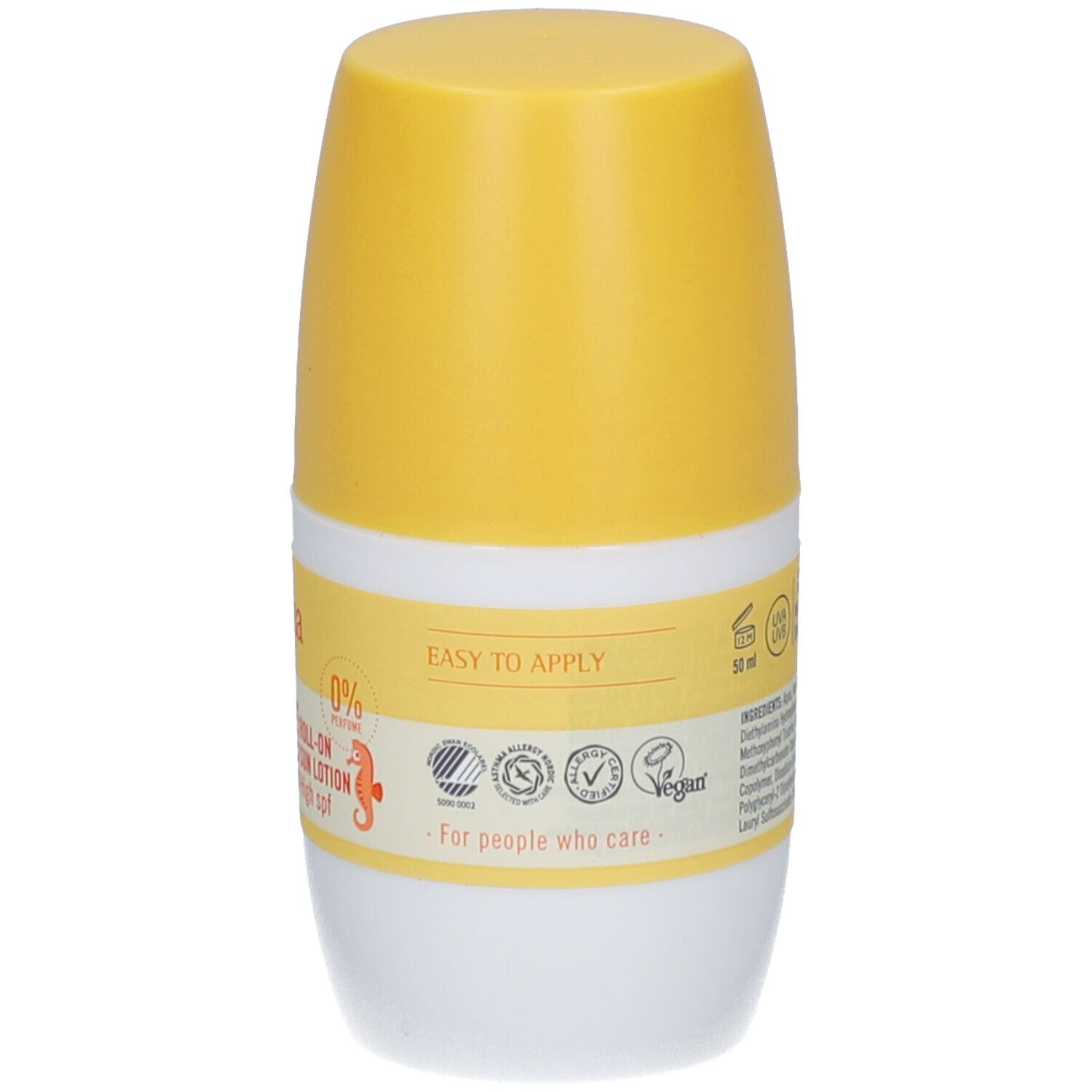 Achterkant van de roll-on zonnebrandlotion. Bevat logo's, productinformatie en tekst "Easy to apply". Witte en gele fles.