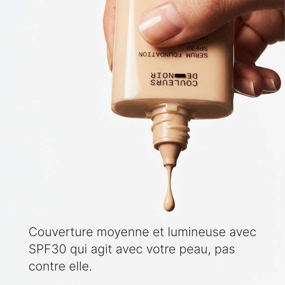 Flacon : Couleurs de Noir Serum Foundation SPF30 02 Cool Neutral. Avec Complexe Probiotique et Acide Hyaluronique.
