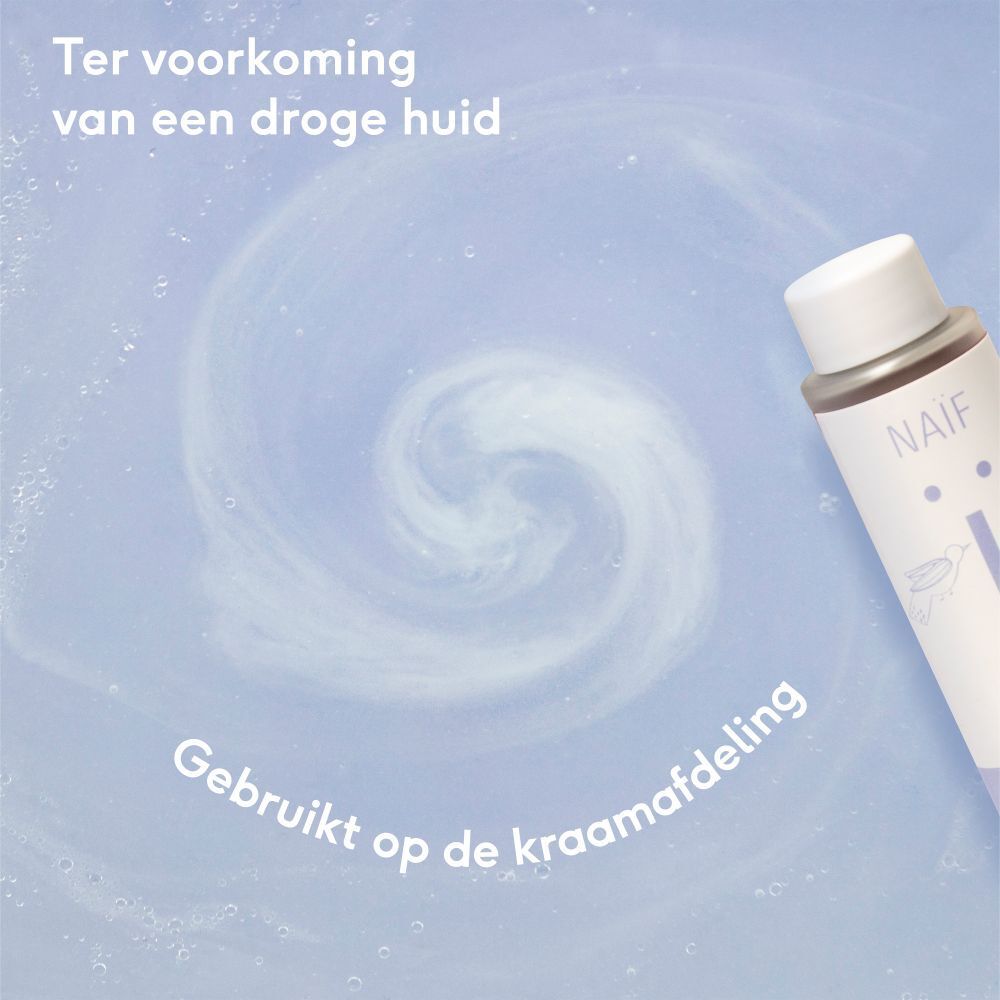 Naïf Badolie in water. Draaiende beweging. Tekst: Ter voorkoming van een droge huid.