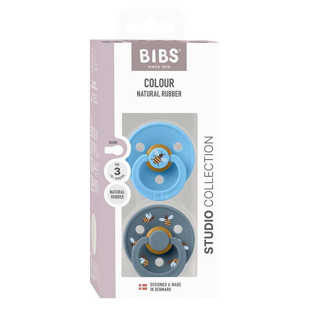 Verpakking met twee fopspenen. BIBS-logo en productinformatie. Twee fopspenen zichtbaar.