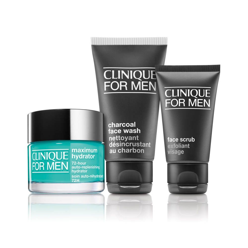 Ensemble de soins hydratants Clinique : pot, vaporisateur et petit tube.