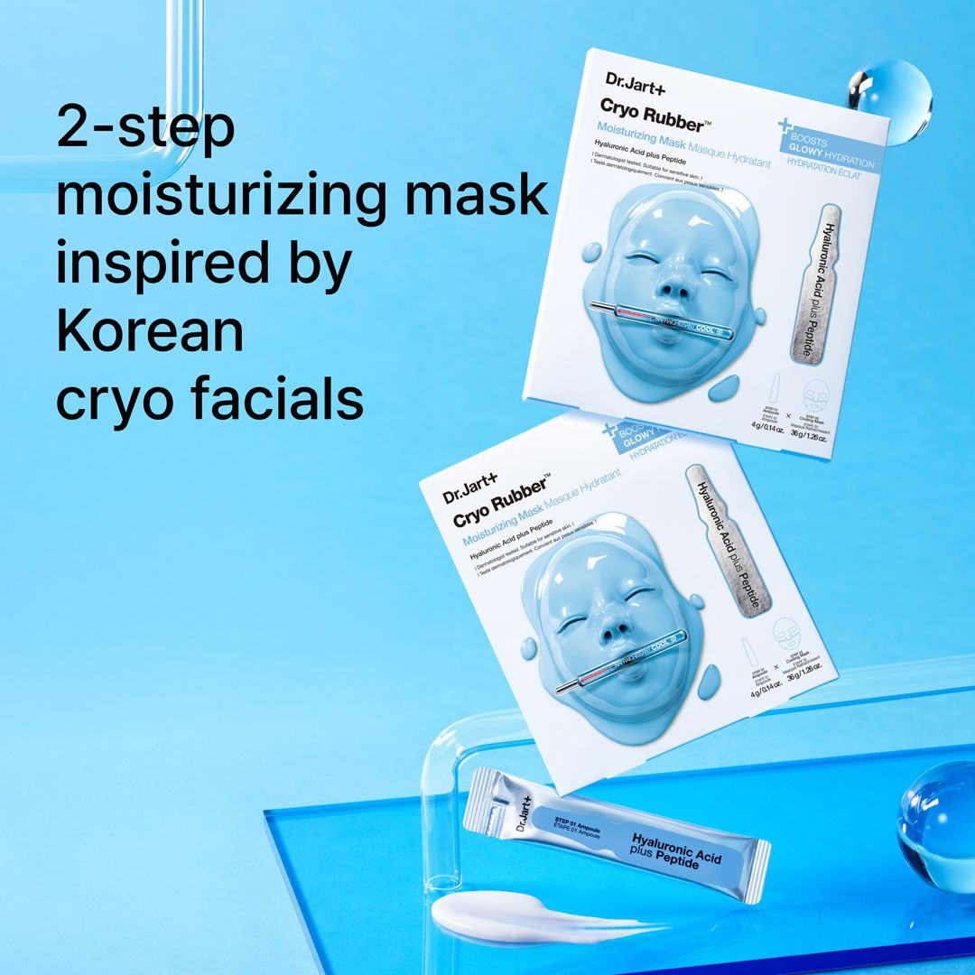 Twee verpakkingen Dr.Jart+ Cryo Rubber™ Moisturizing Mask. Een ampul en een masker. Op blauwe achtergrond.