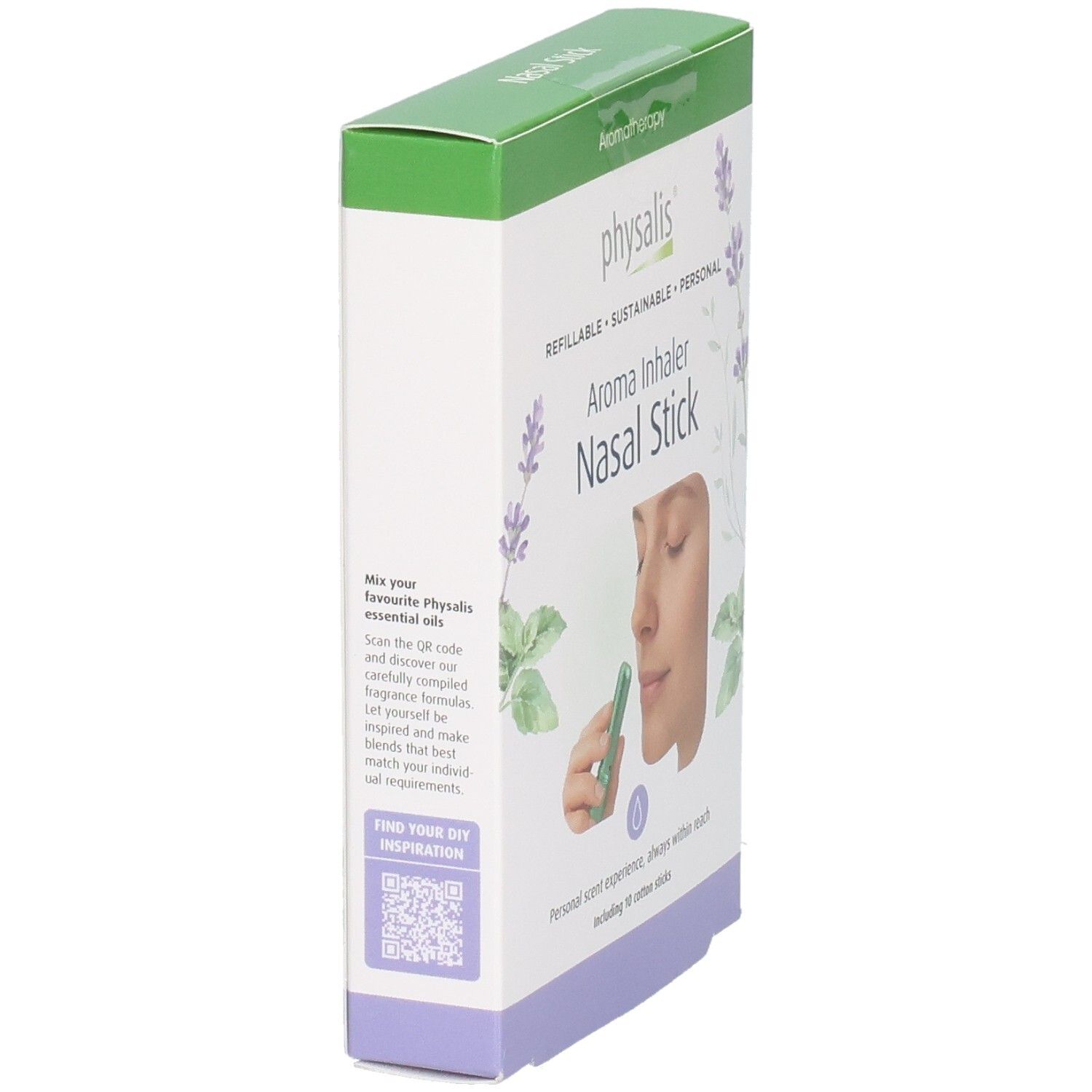 Vue en biais de l'emballage. Inscription: Physalis Aroma Inhaler Nasal Stick. Code QR et texte sur le côté.