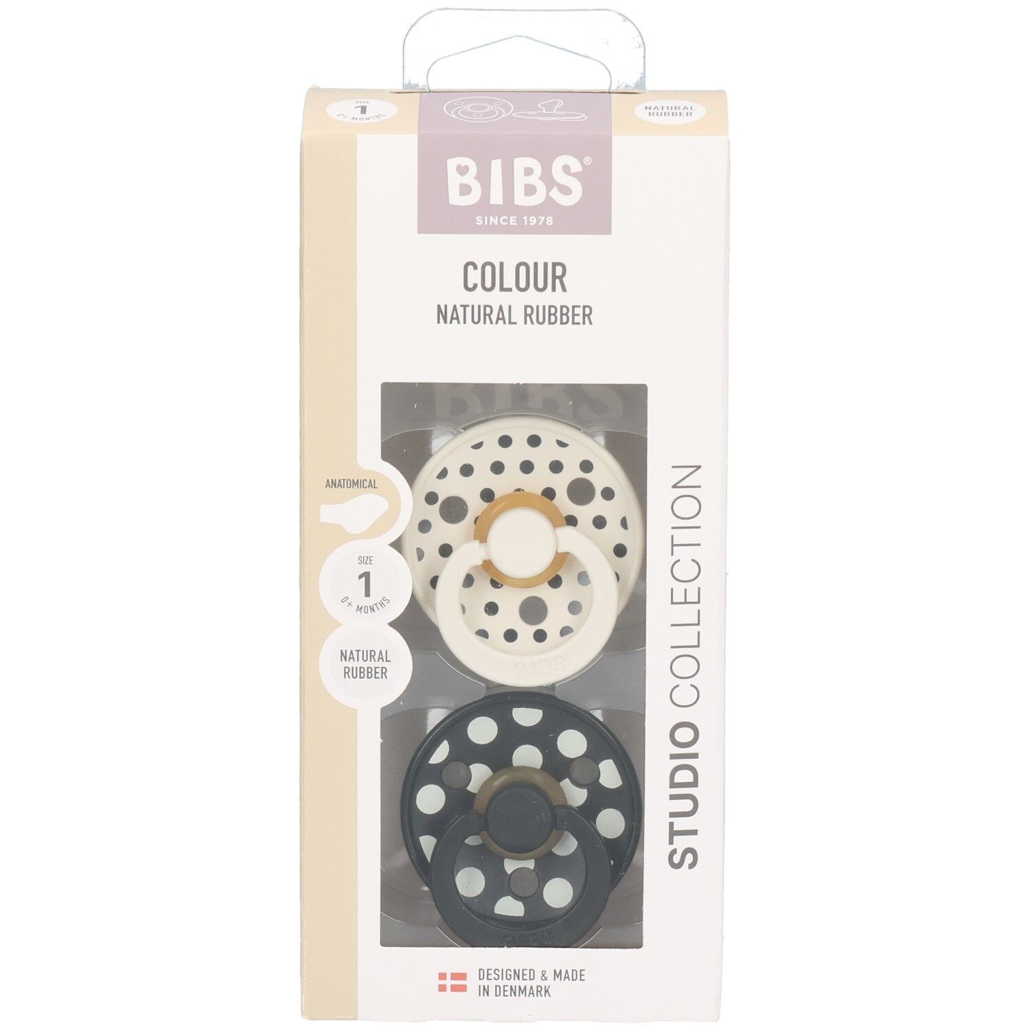 Verpakking met twee BIBS-fopspenen. Polka dot design. Anatomische speen. Natuurrubber. Kleuren: zwart en crème.