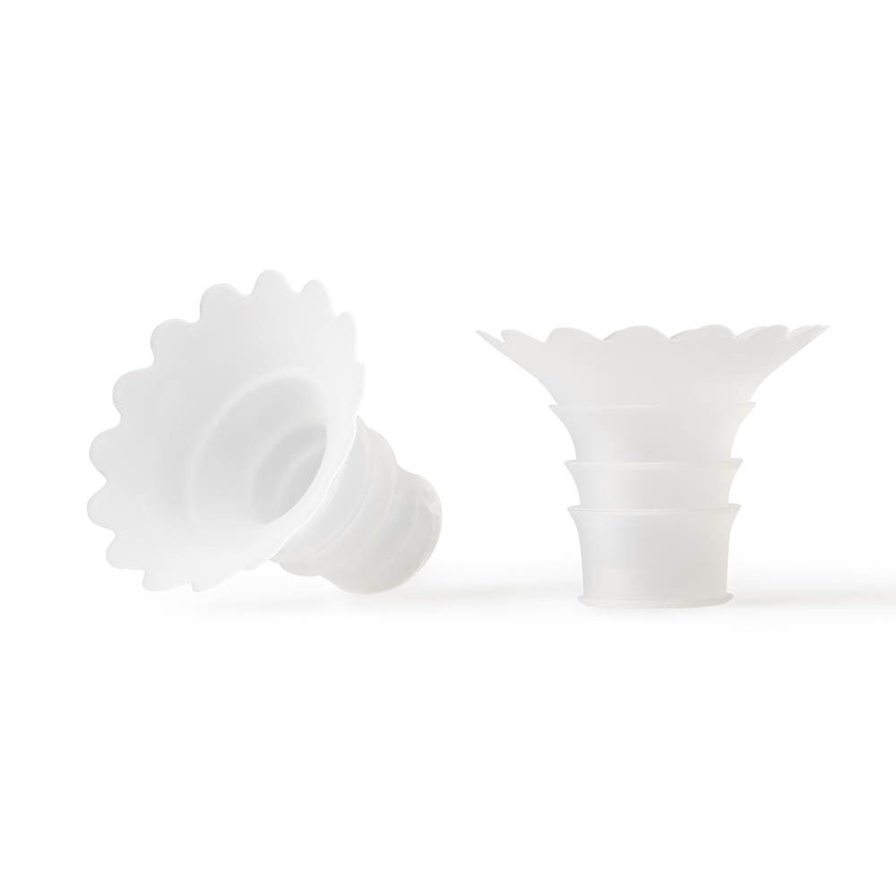 Twee witte Elvie Sizing Inserts van plastic, met geribbelde rand en bloembladontwerp.