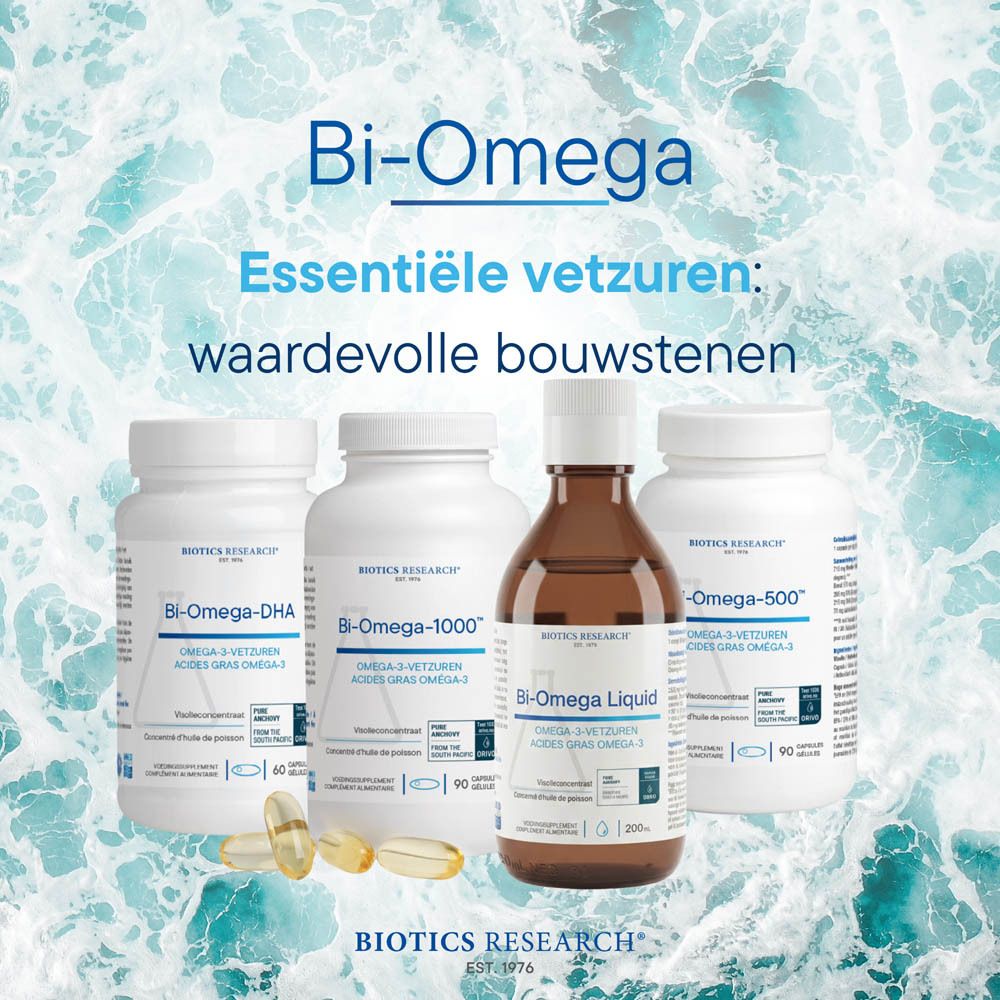 Amberkleurige glazen fles met witte dop, etiket met productnaam en details in het Nederlands.
