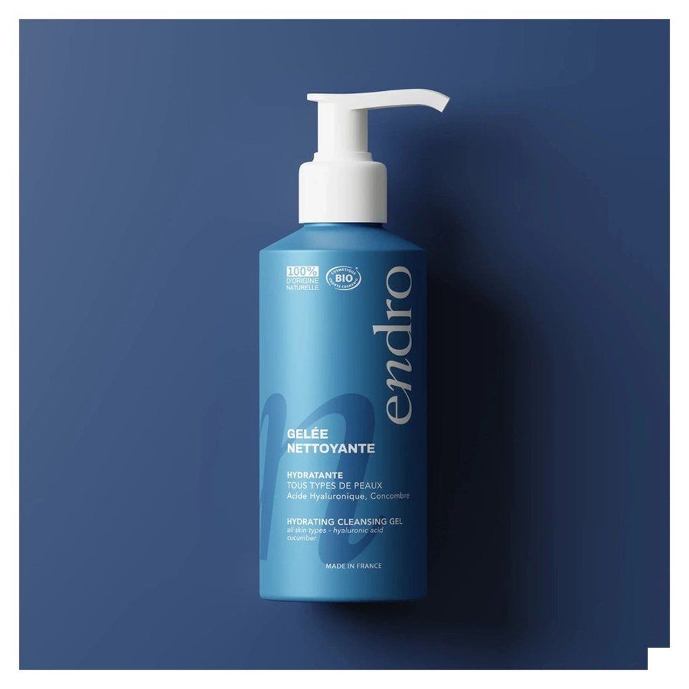 Achterkant van een blauwe fles met pompdosering, Endro Gel Nettoyant, 150ml.