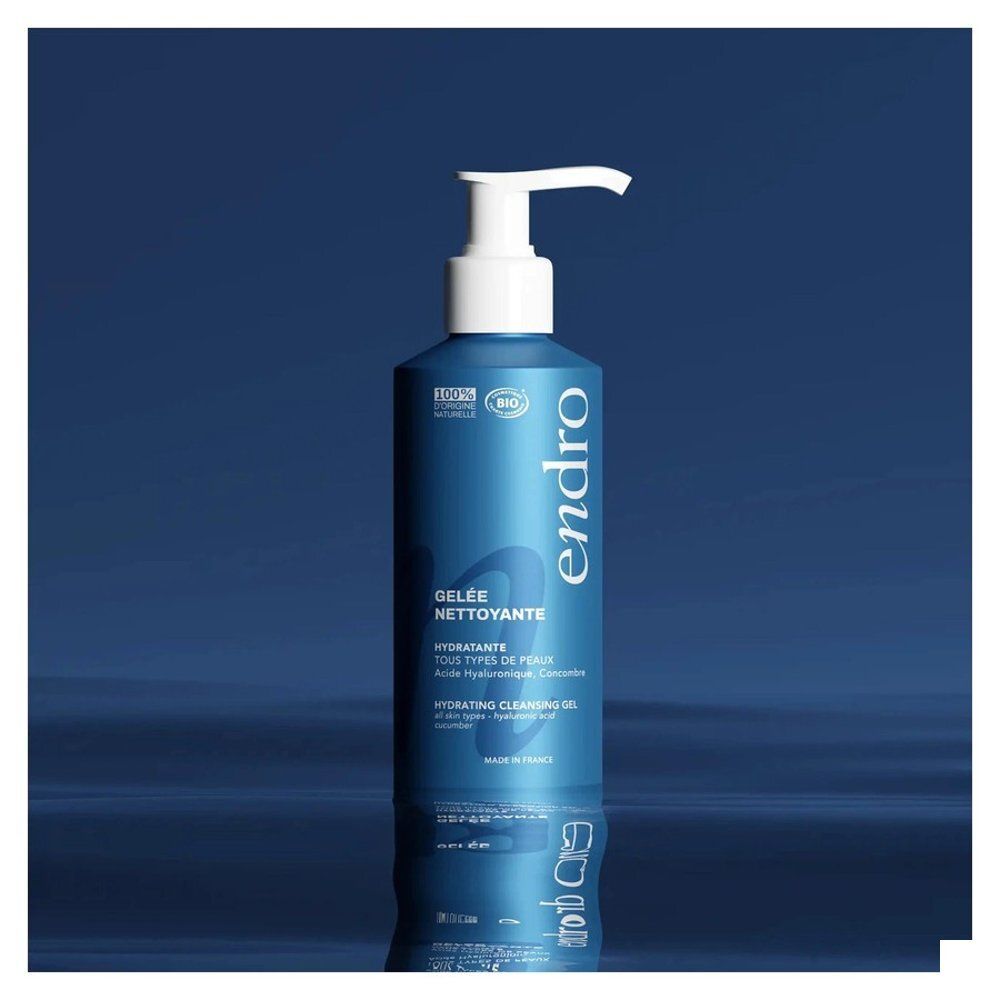Arrière d'un flacon bleu avec pompe, Endro Gel Nettoyant, Fabriqué en France.