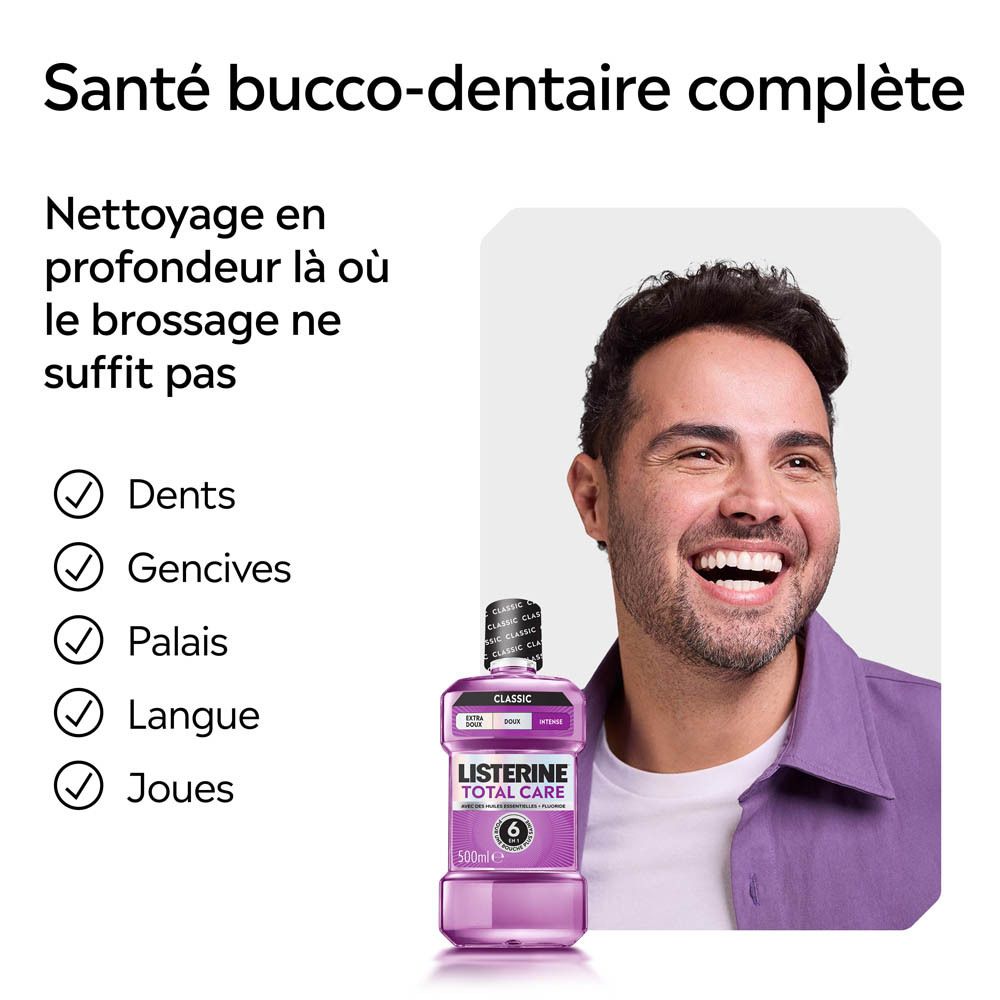 Bain de bouche Listerine Total Care, 500ml, dans une bouteille transparente contenant un liquide violet.