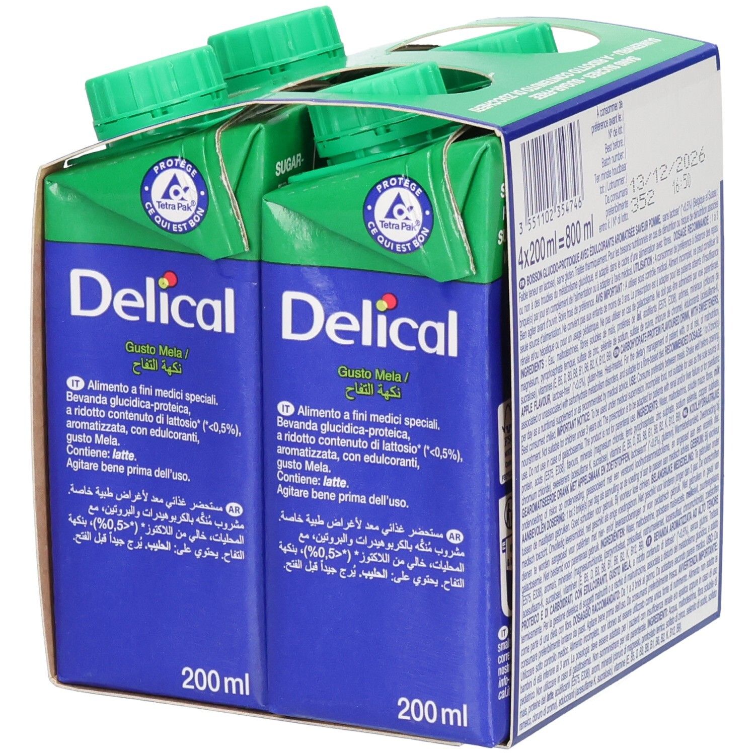 Achterkant van de verpakking met twee drankjes. Delical Fruitdrink, appelsmaak. Meertalige tekst.
