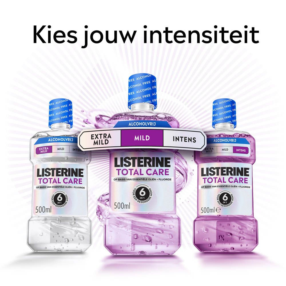 Drie flessen LISTERINE Total Care mondspoeling in verschillende sterktes.