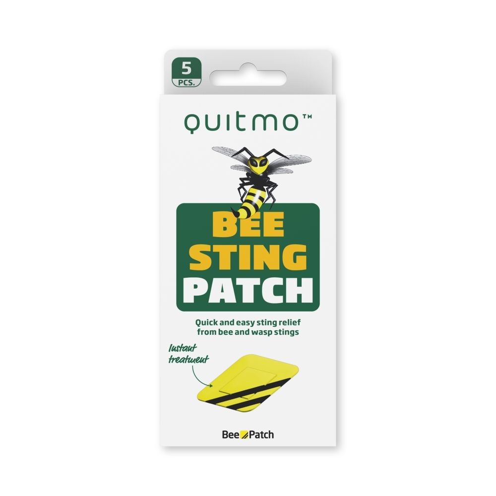Verpakking van 5 Quitmo Bee Sting patches voor verlichting van bijen- en wespensteken.
