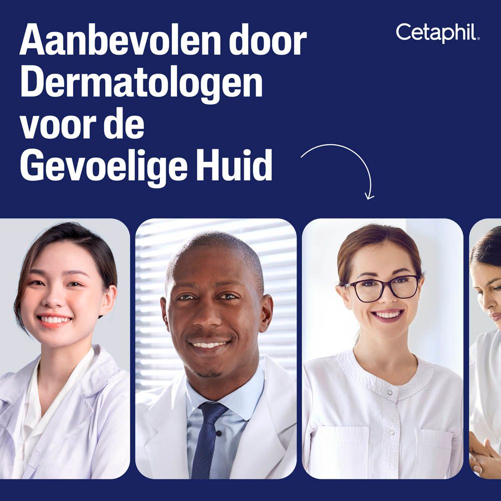 Hand met Cetaphil Milde Reiniger, beschermt tegen 5 tekenen van gevoelige huid.