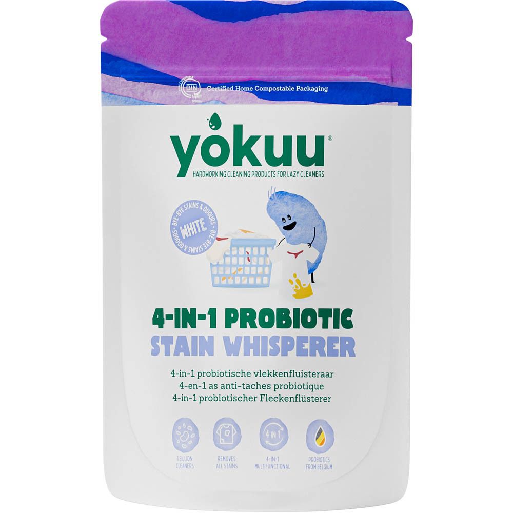 Witte YOKUU-zak met opdruk. Bevat tekst: 4-IN-1 PROBIOTIC STAIN WHISPERER. Illustratie met cartoonfiguur en wasmand.
