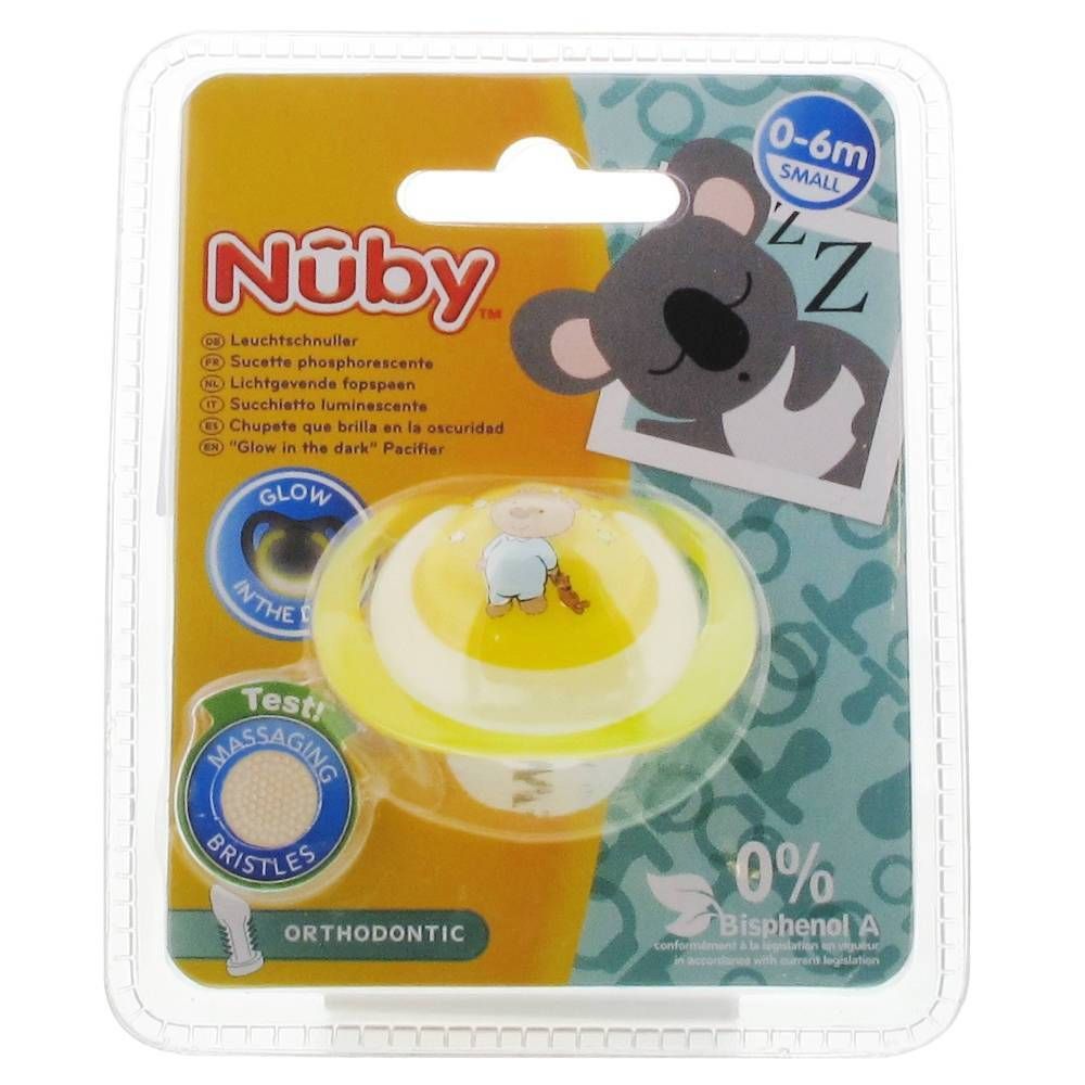 Verpakking met fopspeen. Geel-witte fopspeen met berendecoratie. Merk: Nûby. Aanbevolen voor 0-6 maanden. Orthodontisch. BPA-vrij.