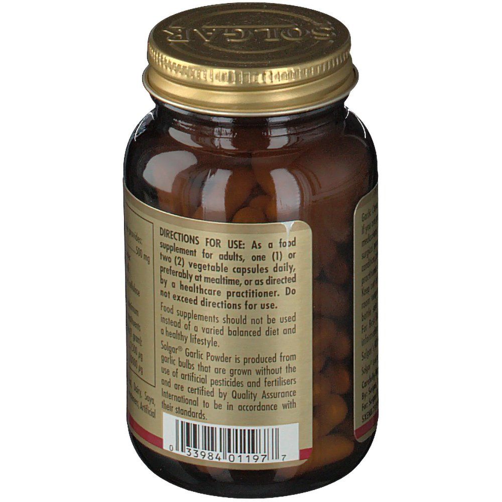 Achterkant van de fles. Label met gebruiksaanwijzingen. Bevat ook informatie over de productie.