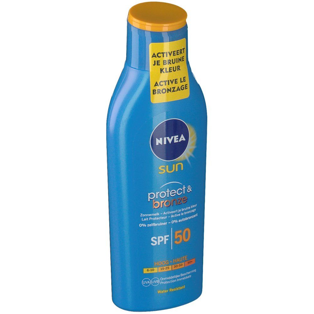 Blauwe fles Nivea Sun Protect & Bronze SPF50. Gele dop, geel etiket met tekst. Waterbestendig.