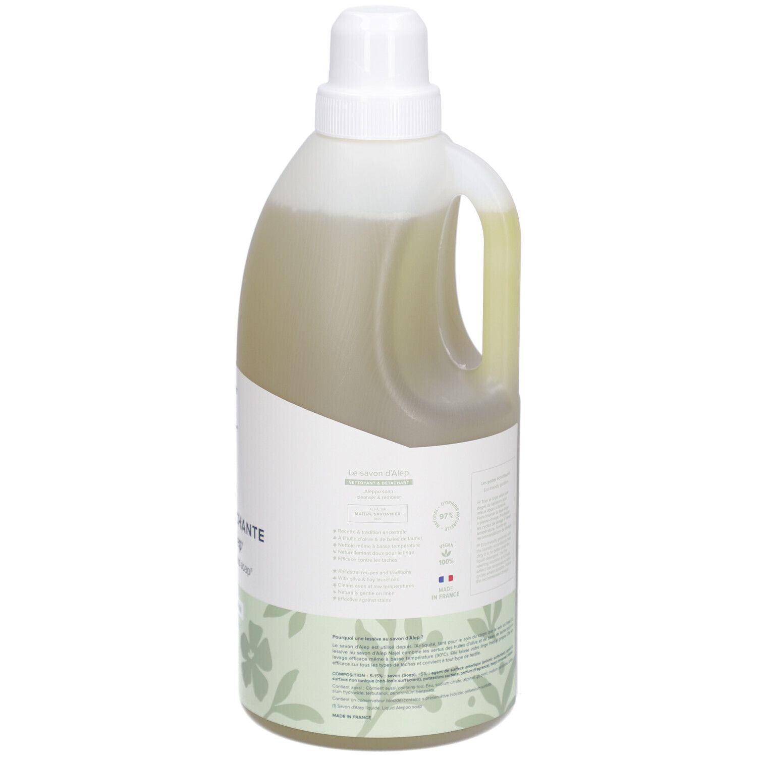 Fles vloeibaar wasmiddel met handvat. Opschrift: NAJEL, Lessive Détachante, Savon d'Alep. Etiket met wasinstructies.