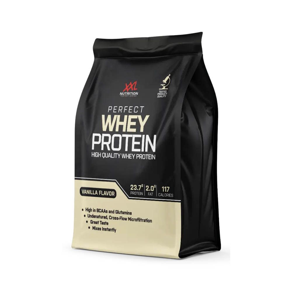 Zwarte verpakking met XXL Nutrition Perfect Whey Protein Vanille. Bevat 750g. Informatie over eiwitten, vet en calorieën.