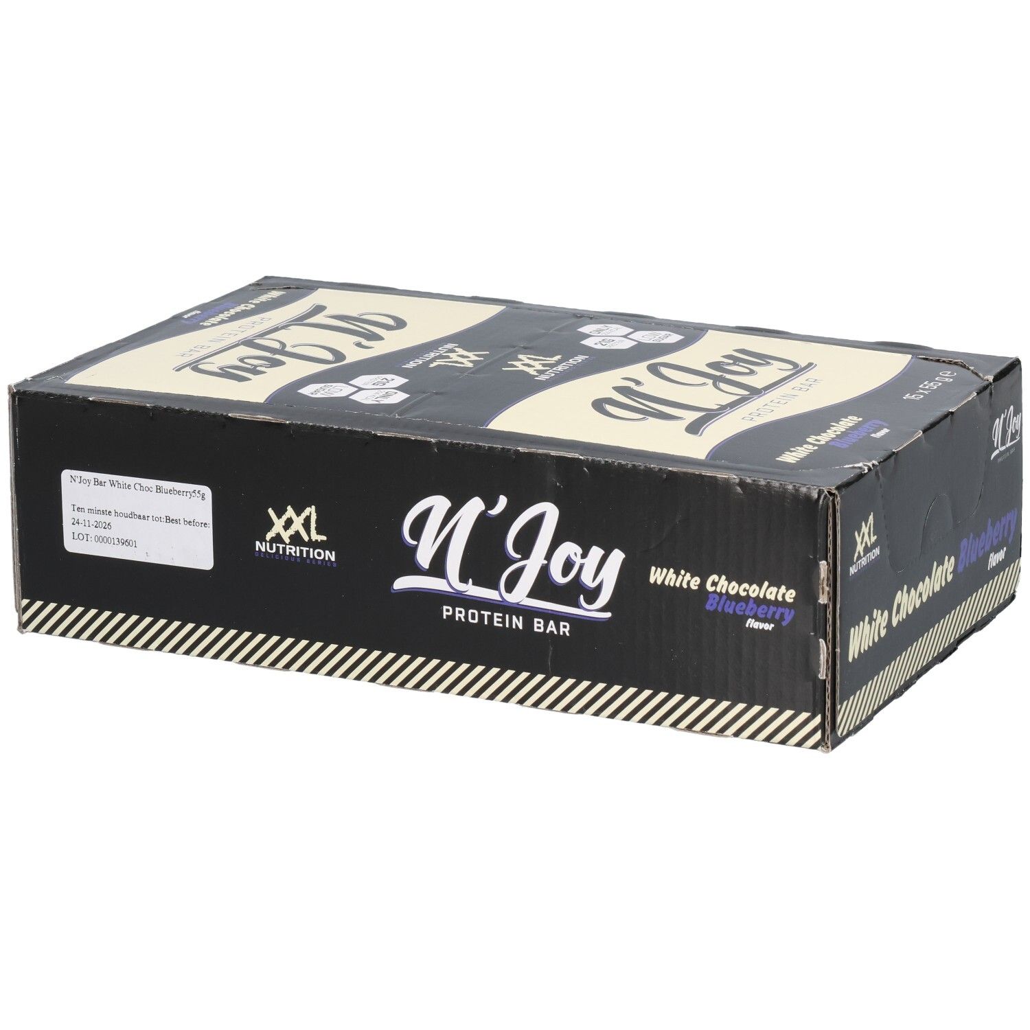 Doos met eiwitrepen. Opschrift: N'Joy Protein Bar, White Chocolate Blueberry. Merk: XXL Nutrition.