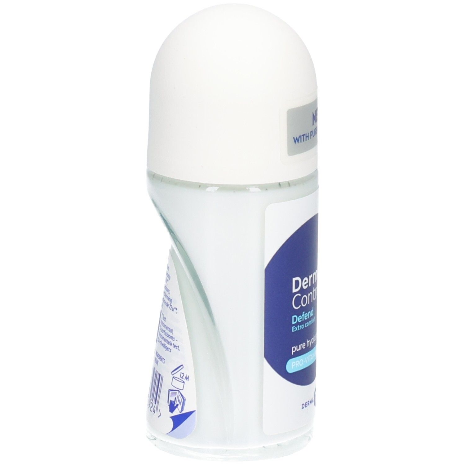 Zijaanzicht van de roll-on deodorant. Witte dop, transparante fles met blauw-wit etiket. Opschrift: NIVEA Derma Control Defend.