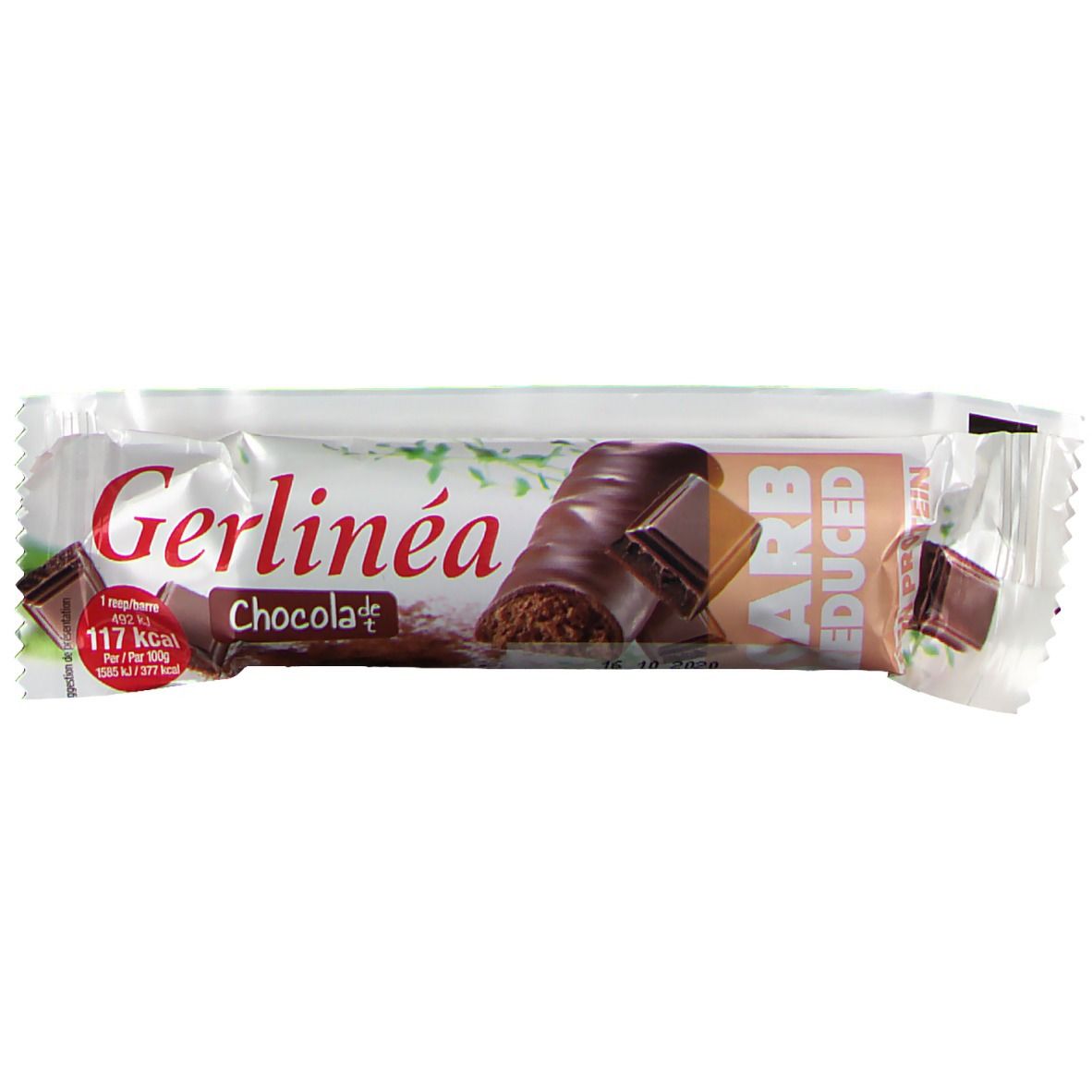 Barre protéinée Gerlinéa Carb Reduced Chocolat emballée. Barre chocolatée, vue de face. Inscriptions visibles.