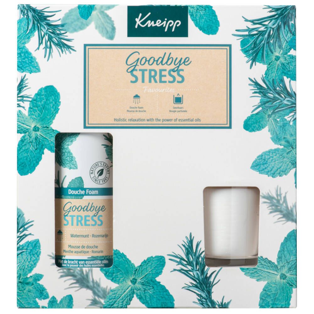 Kneipp 'Goodbye Stress' cadeaupakket. Bevat douche foam en kaars. Verpakking met bloemmotief.
