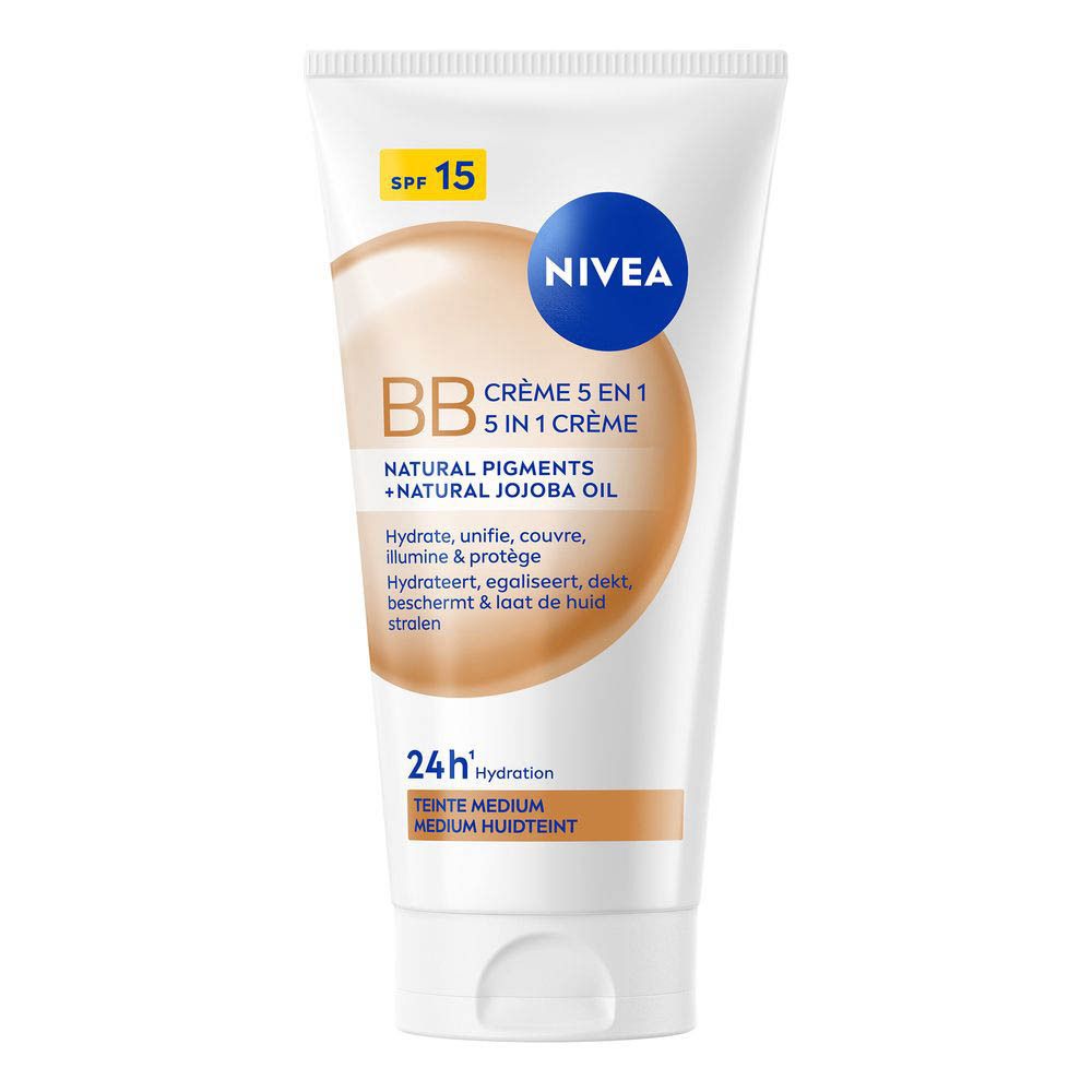 NIVEA BB Crème 5-in-1 Medium tube met productafbeelding en SPF 15 vermelding.