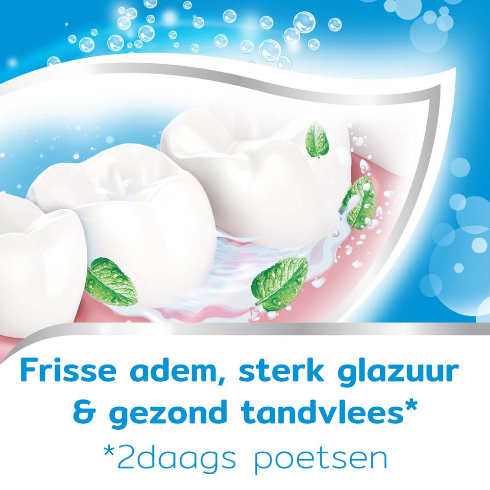 Tandpastatube. Opschriften: freshmint, Aquafresh, 75ml.