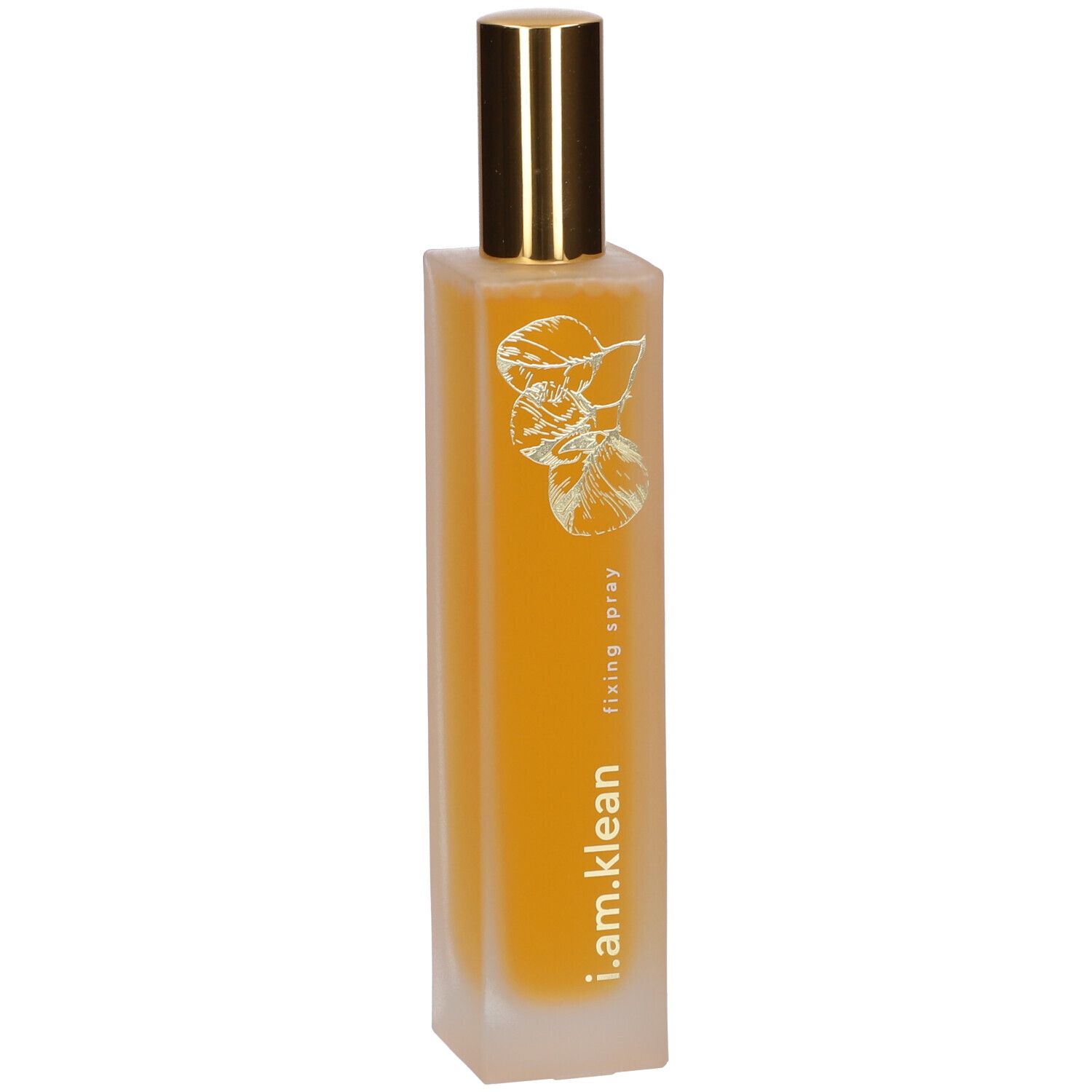 Cilindrische fles met gouden spraykop. Opschrift: i.am.klean, fixing spray. Gele vloeistof zichtbaar.
