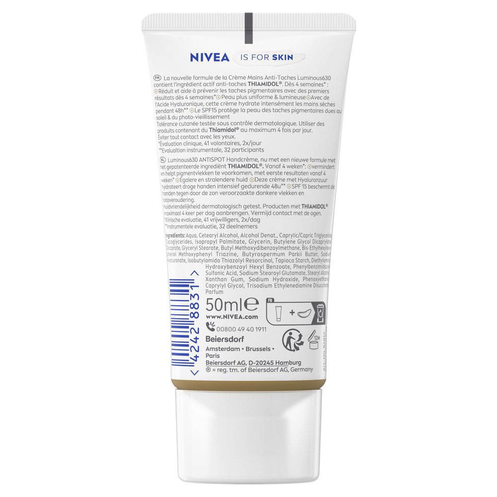 Achterkant van de NIVEA® CELLULAR LUMINOUS630® handcrème tube. Bevat ingrediënten, instructies en "THIAMIDOL®".