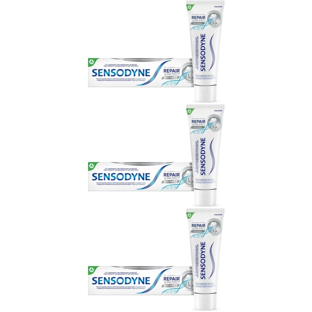 Tandpastatubes en -dozen. Opschrift Sensodyne Repair & Protect. Witte tubes met blauwe tekst en groene accenten. Meerdere exemplaren.