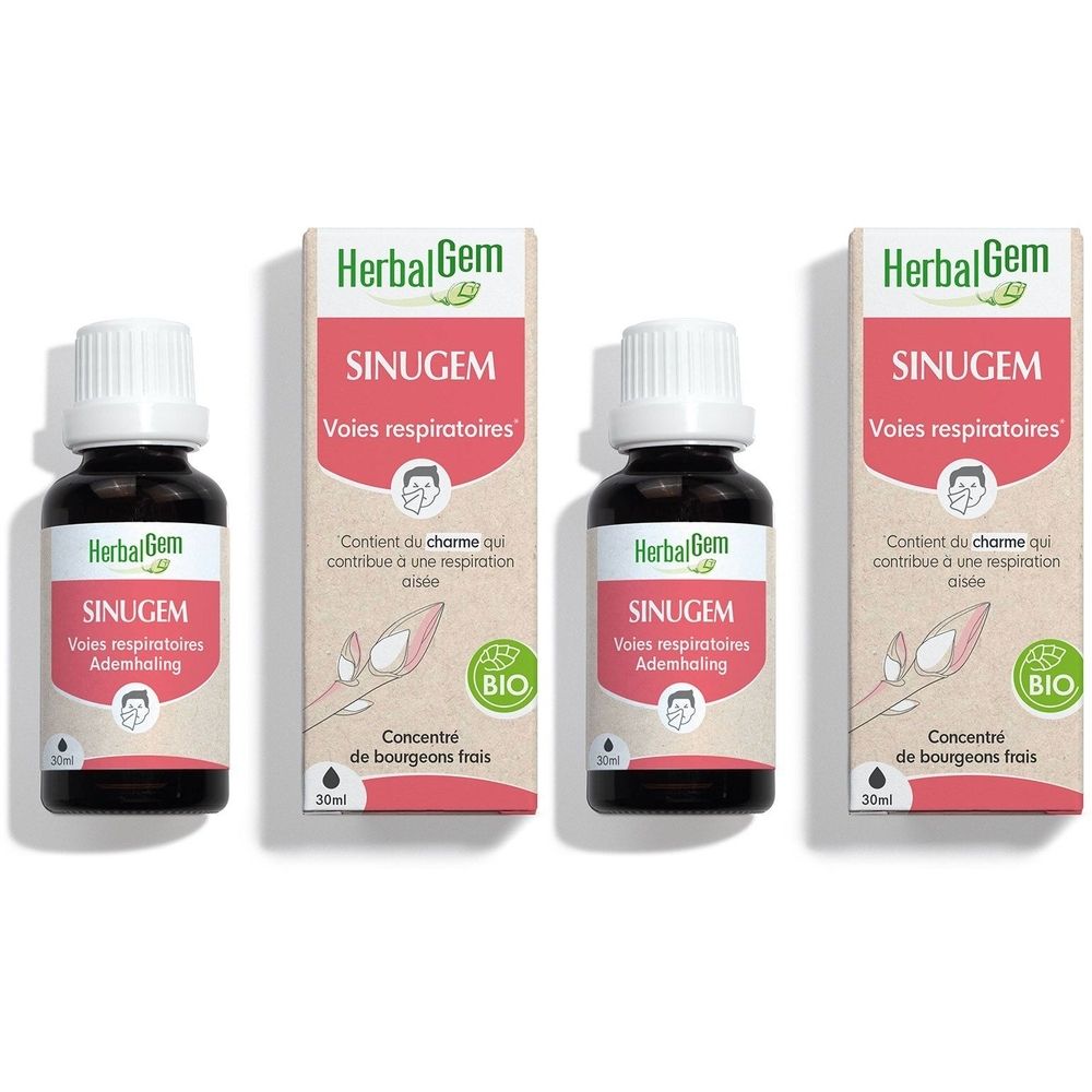Drie flessen en verpakkingen van HerbalGem SINUGEM. Opschrift: Voies respiratoires, Ademhaling, BIO. Concentré de bourgeons frais.