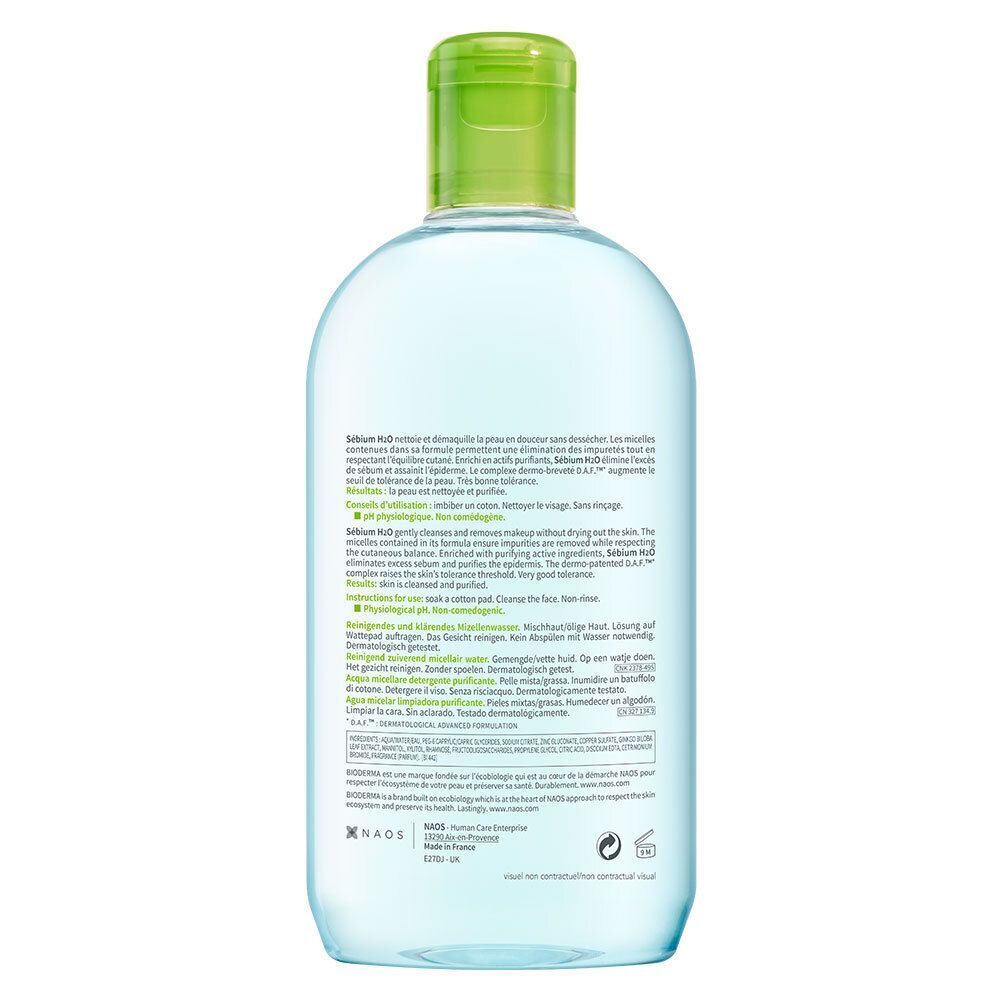 Achterkant van een fles met groene dop. Meertalige tekst. Opschrift: BIODERMA Sébium H2O.