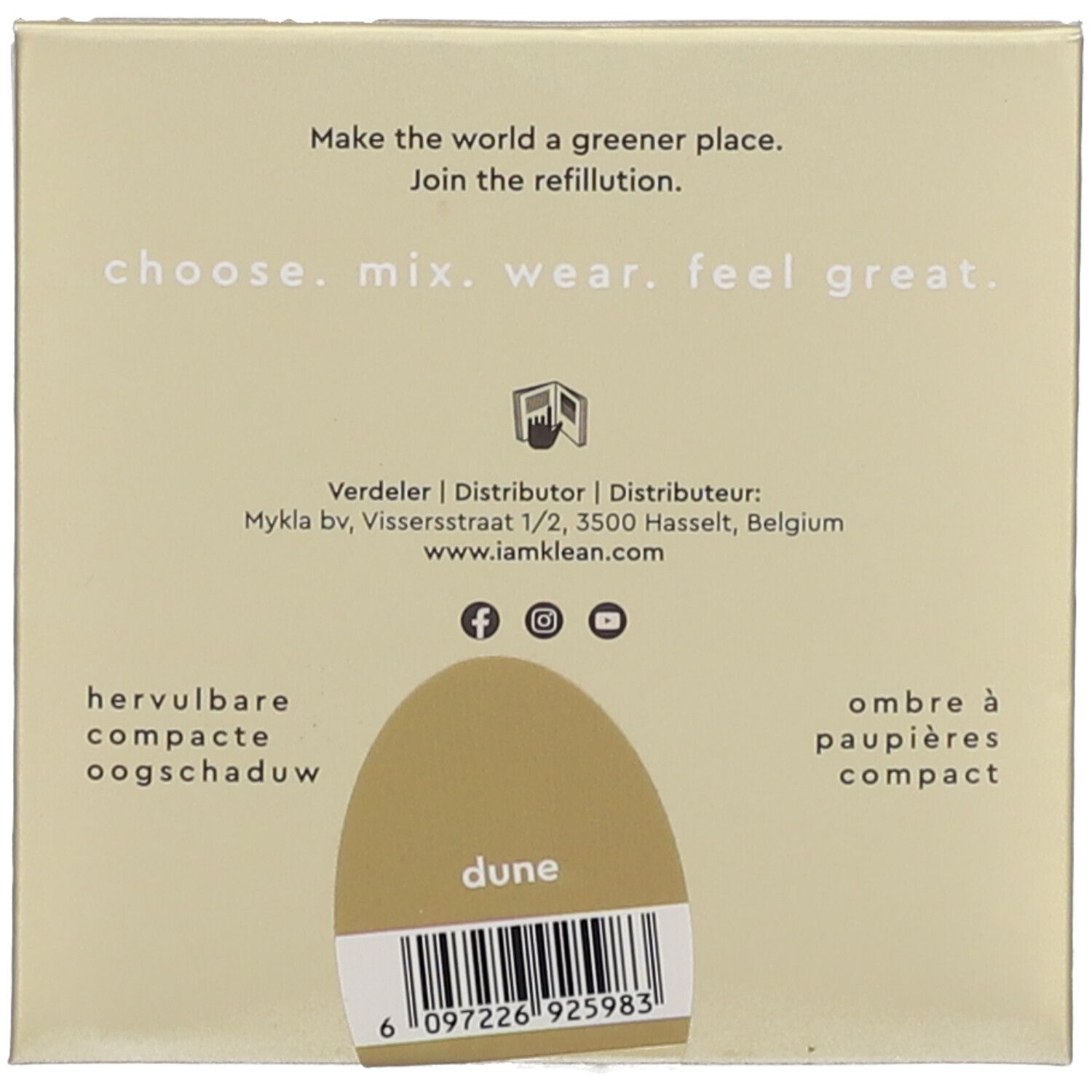Compacte oogschaduw in beige. Sticker met productnaam 'dune' en barcode. Tekst: 'choose. mix. wear. feel great.'