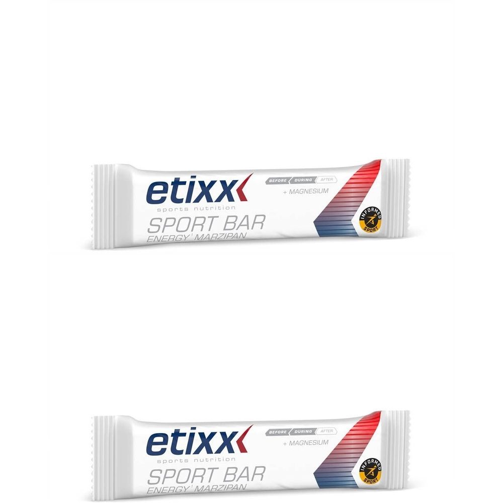 Twee witte sportrepen met de tekst "etixx SPORT BAR ENERGY MARZIPAN". Repen met rood en blauw design.
