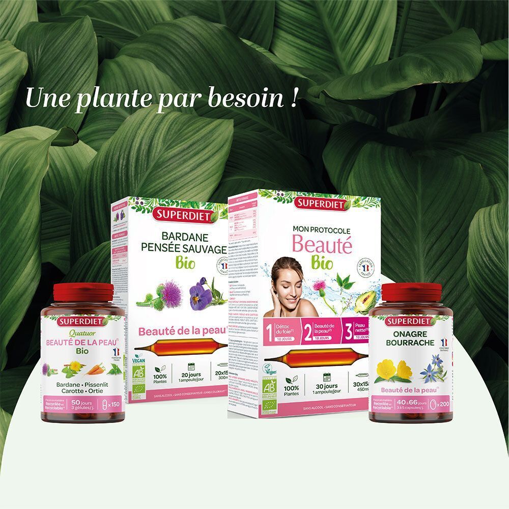 Trois produits : SUPER DIET Onagre Bourrache, Bardane Pensée Sauvage Bio, et Mon Protocole Beauté Bio. Emballages et flacons.