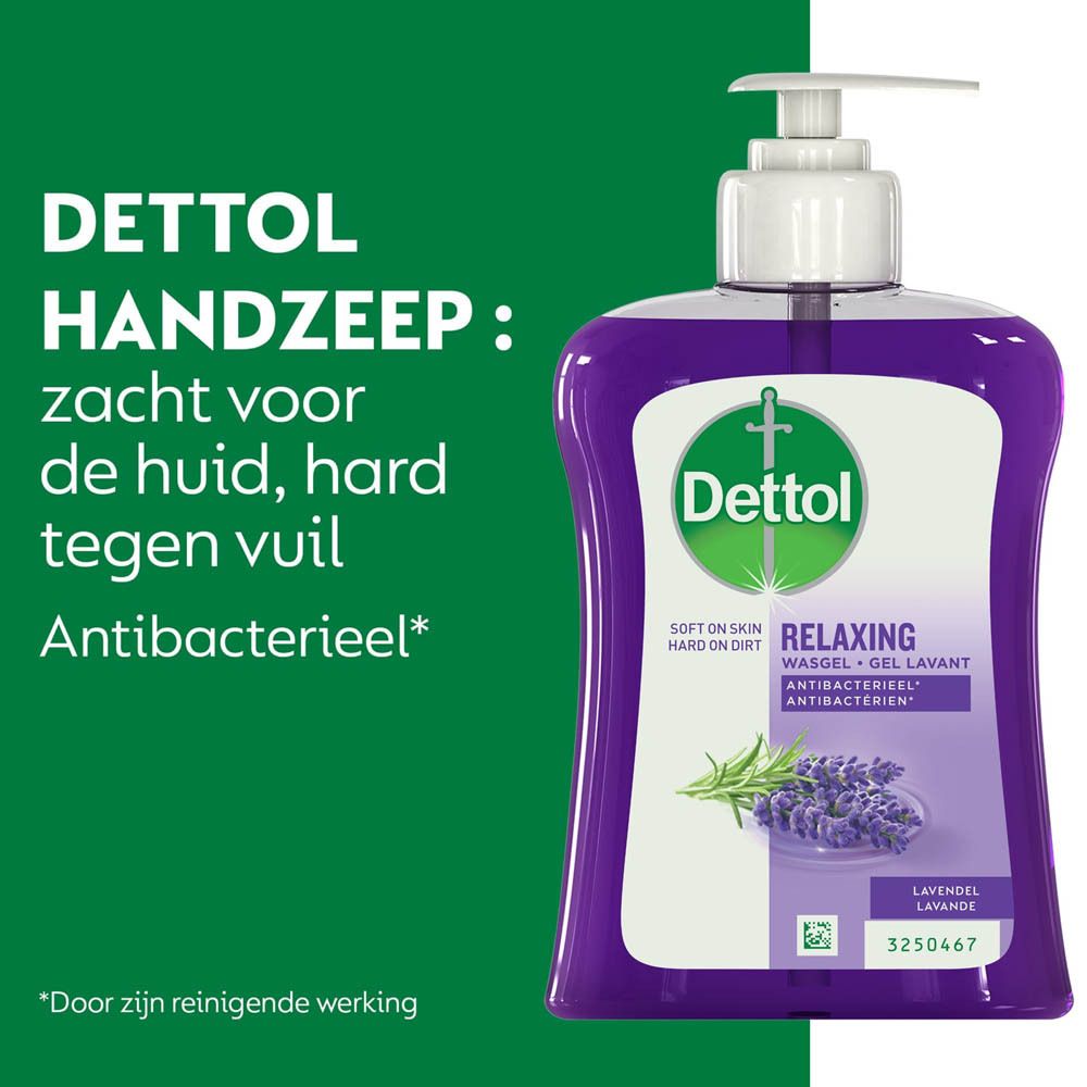 Dettol Handzeep: zacht voor de huid, hard tegen vuil. Antibacterieel. Groene achtergrond.
