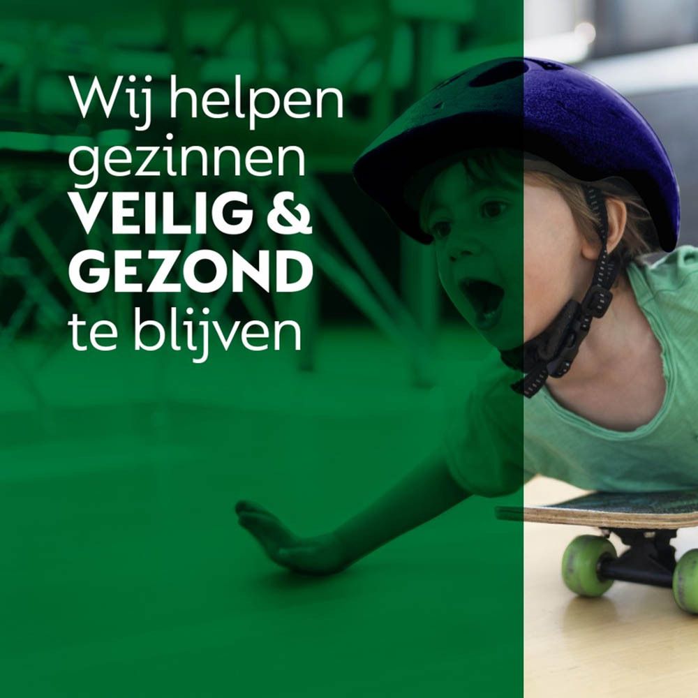 Witte Dettol-sprayschoonmaker. Fles met sproeikop. Opschrift: Tru Clean, Multi-Surfaces. Mandarijn & Citroenbloesem.