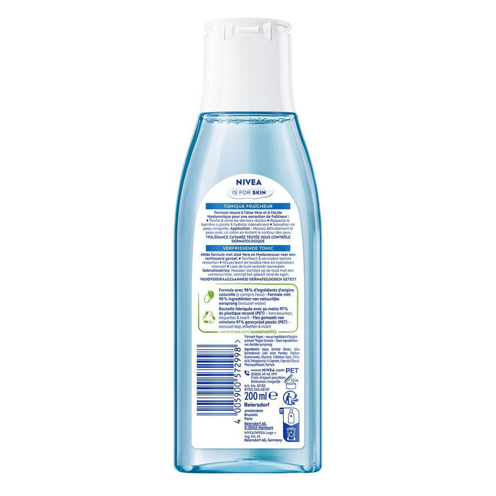 Nivea gezichtstoner in een doorzichtige fles met witte klapdop en groen zegel.