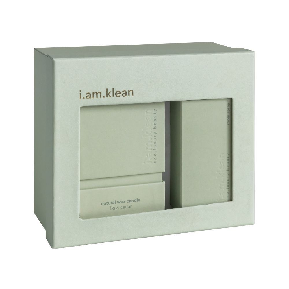 Cadeauverpakking met venster. Kaars en spray. Merk i.am.klean. Groen.