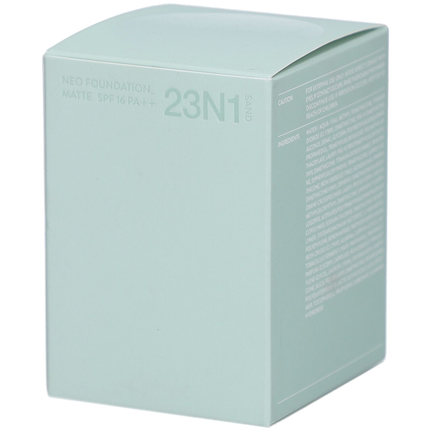 Lichtgroene vierkante verpakking. Opschrift: NEO FOUNDATION MATTE SPF16 PA++ 23N1 Sand. Tekst met ingrediënten en voorzorgsmaatregelen.
