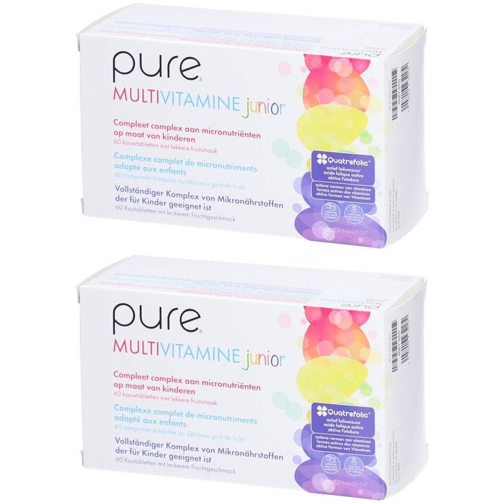 Deux boîtes de Pure Multivitamine Junior. Boîtes blanches avec illustrations colorées et texte. Inscription : "Pure Multivitamine Junior".
