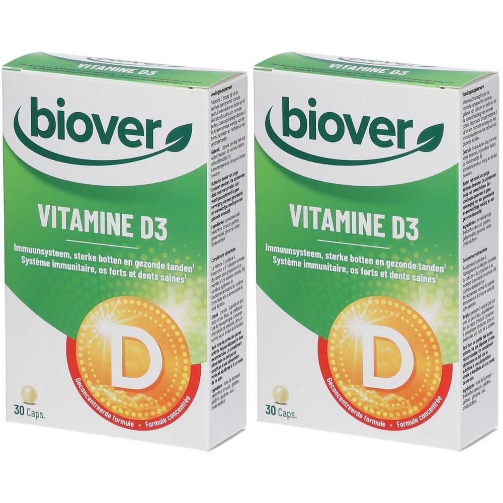 Twee dozen Biover Vitamine D3. Witte verpakking met groen logo en tekst. Bevat 30 capsules. Geel D-symbool.
