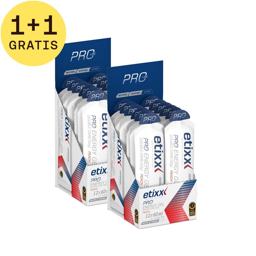 Twee displays met Etixx Pro Energy Gel. Opschrift "1+1 GRATIS". Witte zakjes met blauwe en rode tekst.